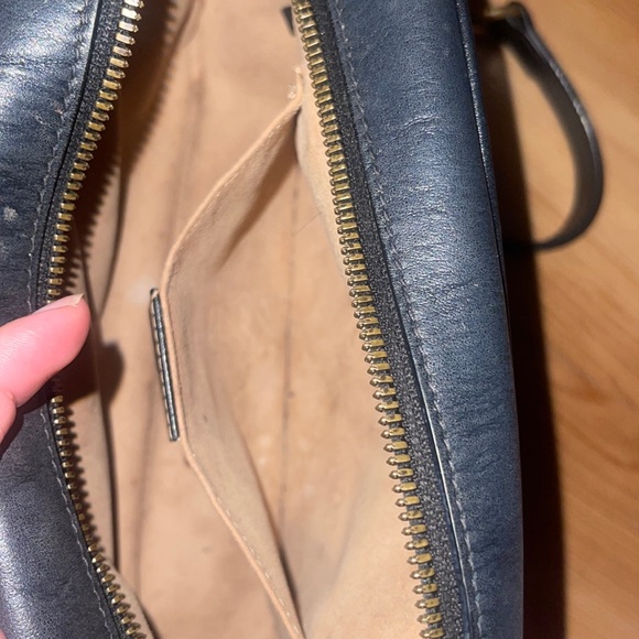 Gucci Marmont Black Small Shoulder Bag - Picture 9 of 16